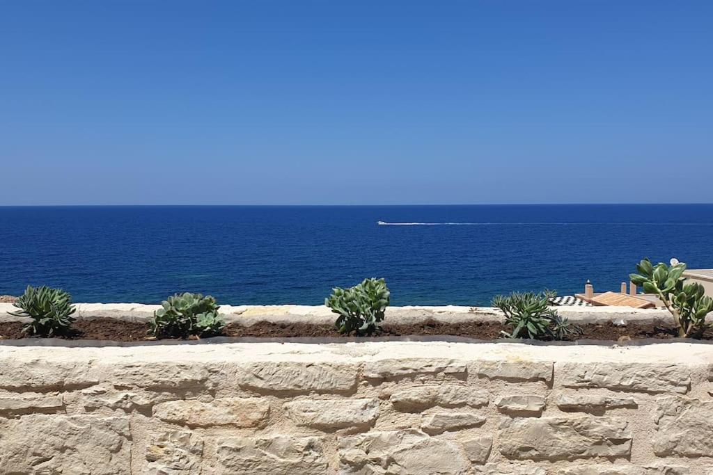Zefyros Suite , Seafront Retreat ! Panormos  Екстер'єр фото