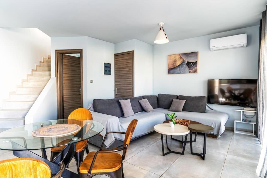 Zefyros Suite , Seafront Retreat ! Panormos  Екстер'єр фото