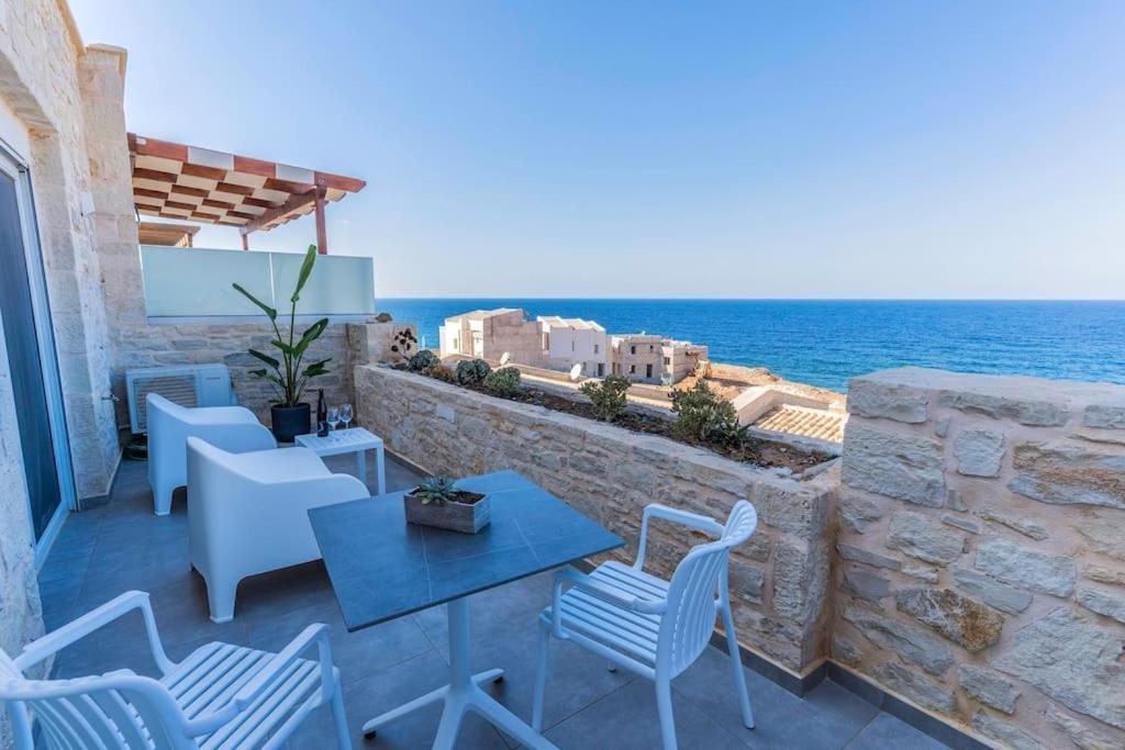 Zefyros Suite , Seafront Retreat ! Panormos  Екстер'єр фото